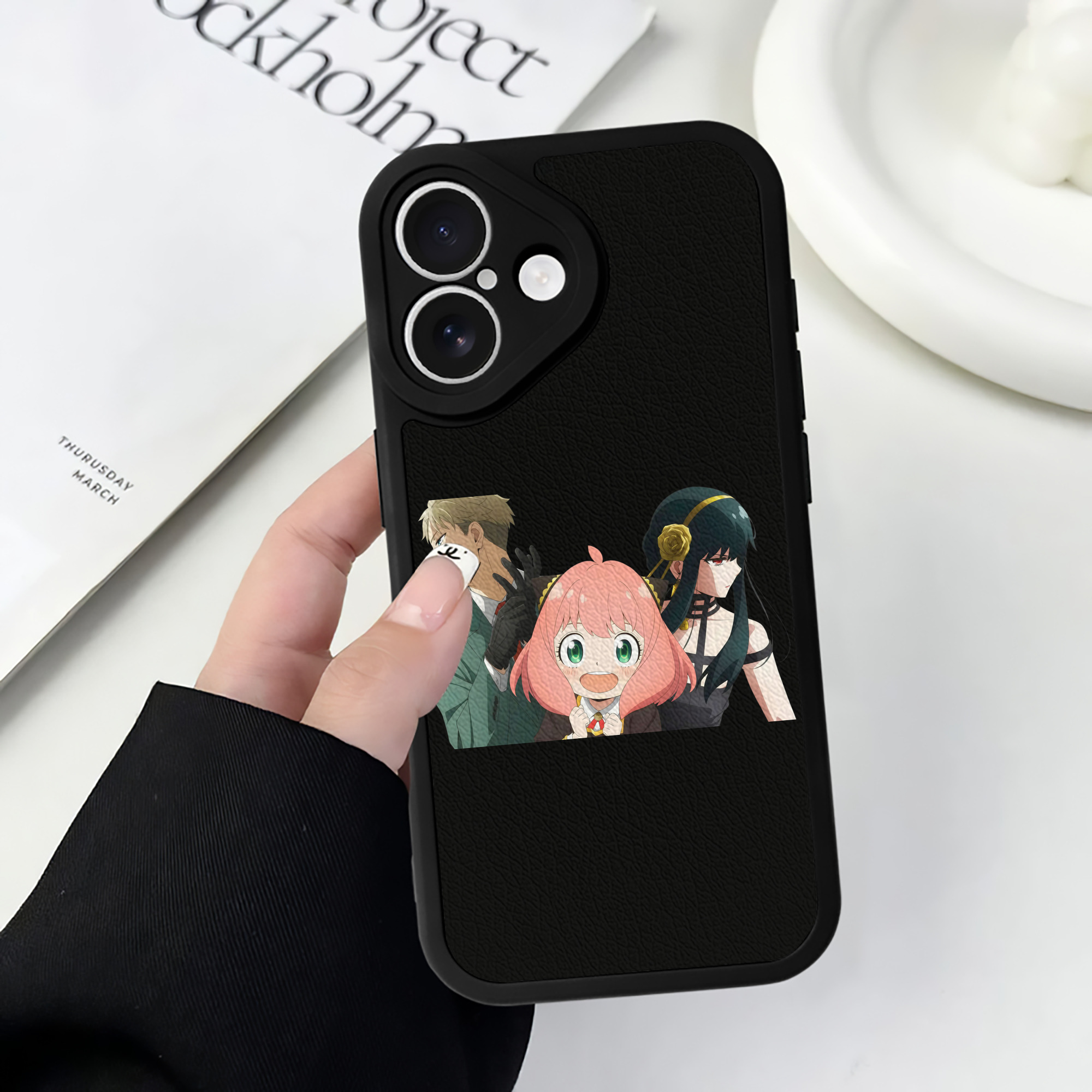（画像用） SPY×FAMILY间谍家家酒 【iPhone 16シリーズ対応】シリコンスマホケース（レザー調） 材質：シリコン
